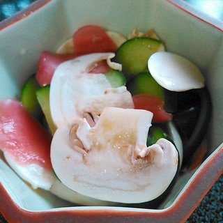 マッシュルーム&キュウリの甘酢生姜サラダ